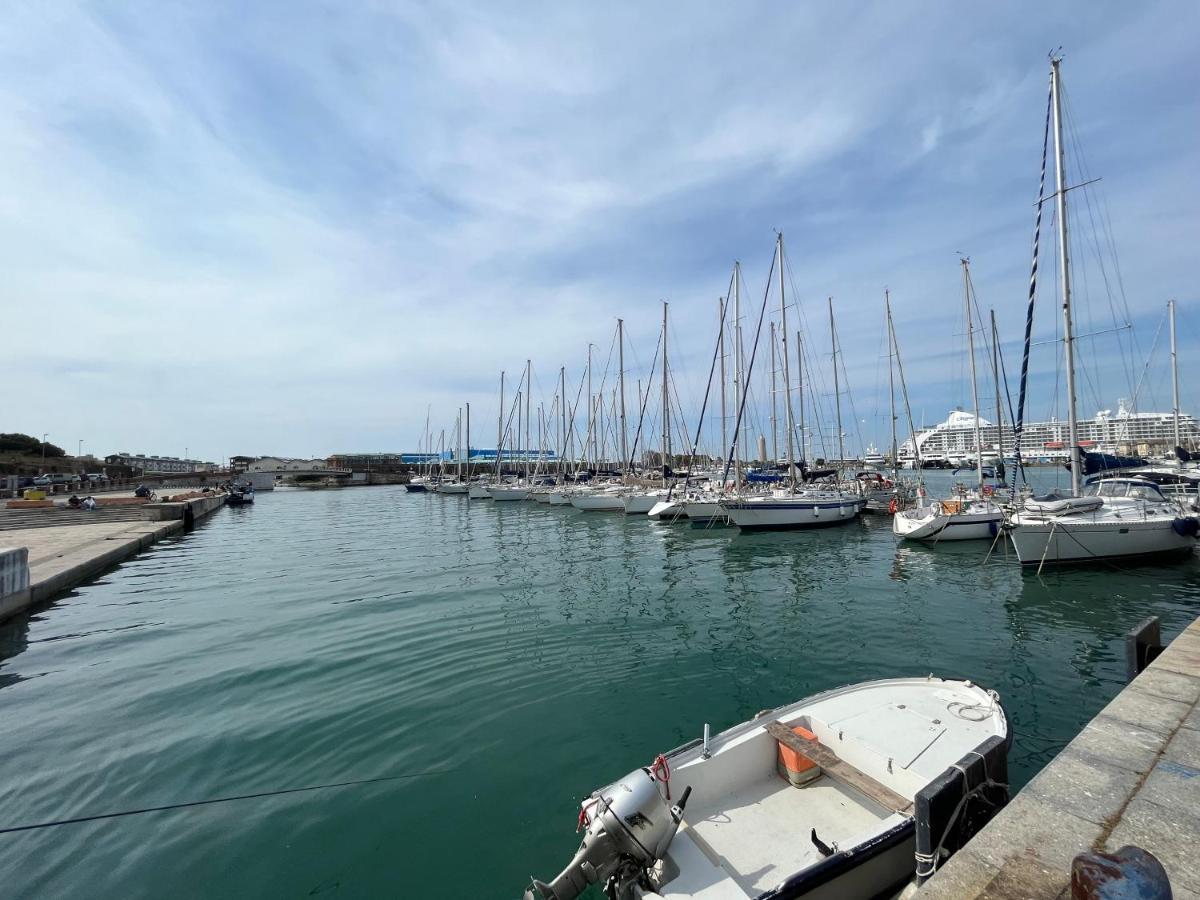 Kasia Porta Sul Mare Di Livorno Free Parking Dış mekan fotoğraf